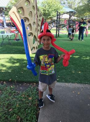 Houston children love balloon art and face painting at special events