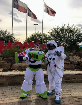 Typhoon Texas of Katy had 2 Spacemen dressed in mascot costumed character for the guessts.